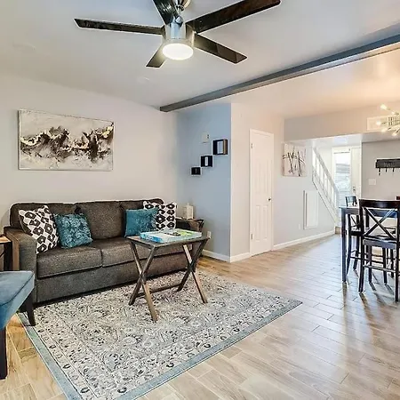 Premium Townhome Near Old Town Scottsdale W Pool